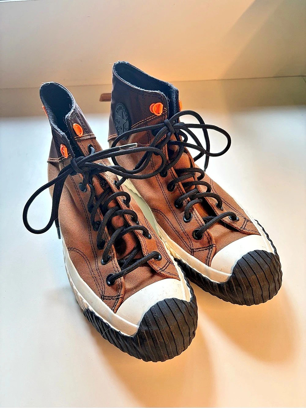 Converse Chuck 70 High Top Sneakers Brown US 11